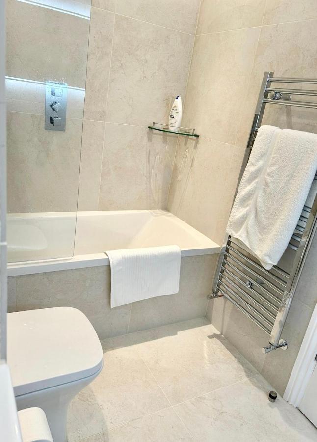 ロンドンCharming 2 Beds In Chelsea By Earl'S Court Stationアパートメント エクステリア 写真