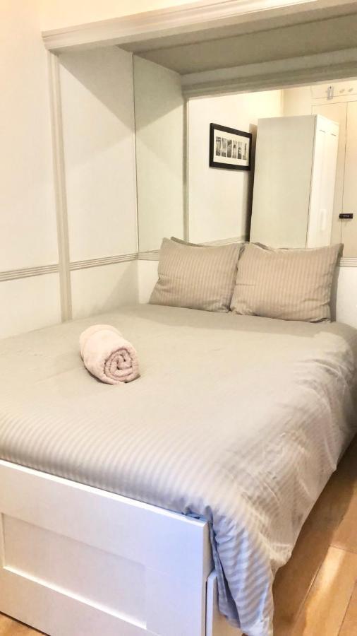 ロンドンCharming 2 Beds In Chelsea By Earl'S Court Stationアパートメント エクステリア 写真